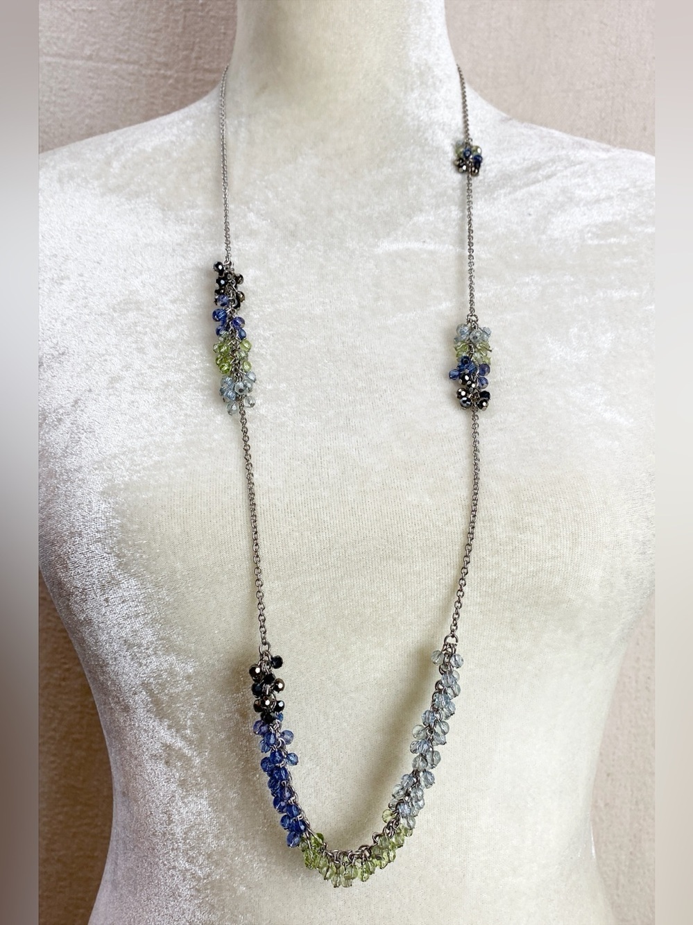 Coldwater Creek “Ombre sparkle bead” Multi-Cluster Necklace Green Blue Black NWT